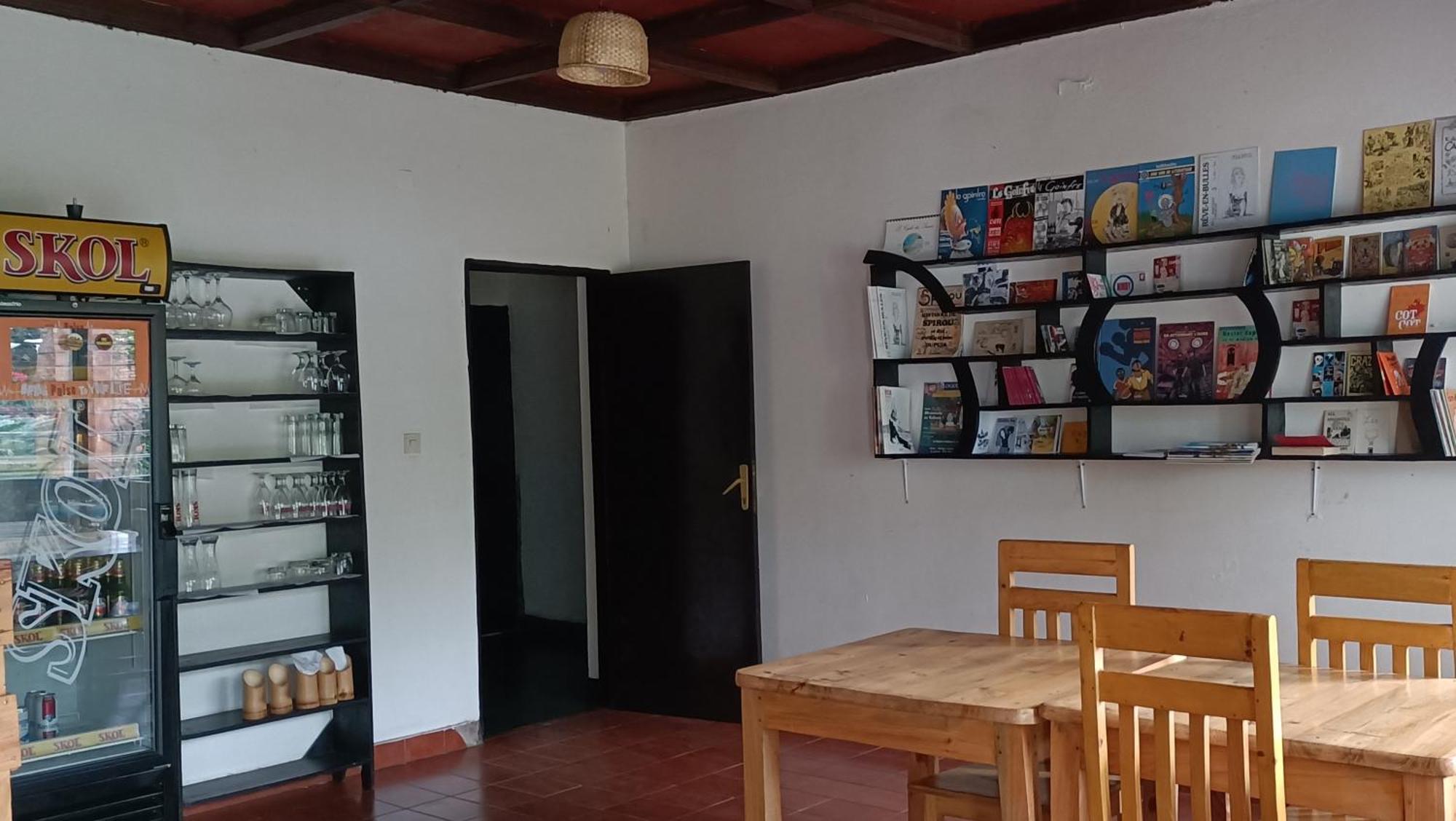 Colibri Taverne & Guest House Гісеньї Екстер'єр фото